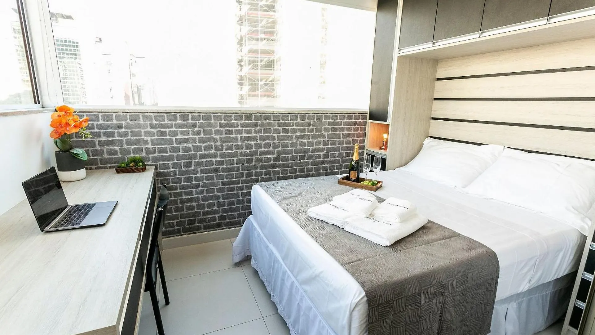 VN Ferreira Lobo - Vila Olímpia São Paulo Apartamento